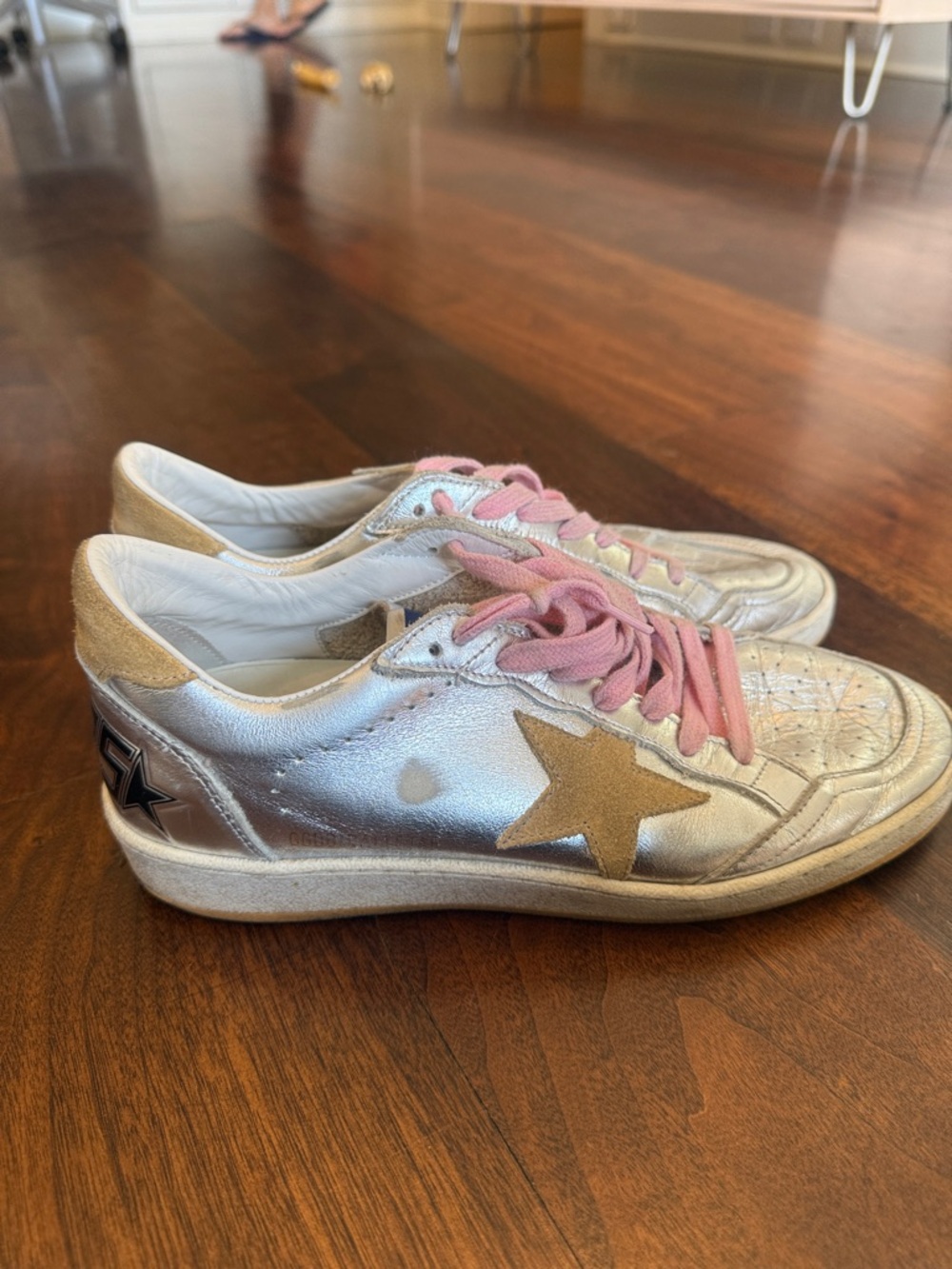 Golden Goose Silver Leather Sneakers with Pink Laces and Tan Star - Picture 2 of 3